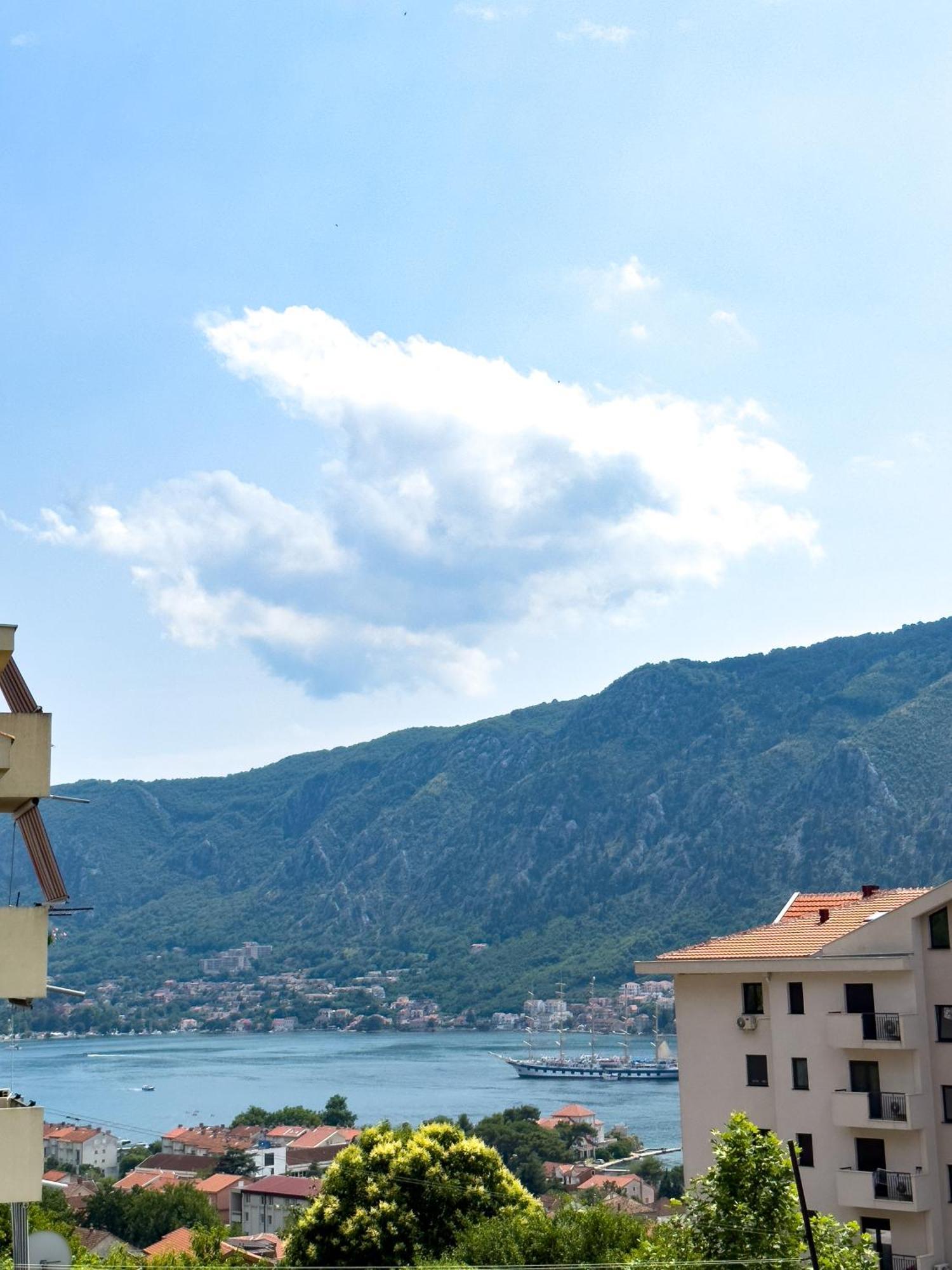 Animil 1 Appartement Kotor Buitenkant foto